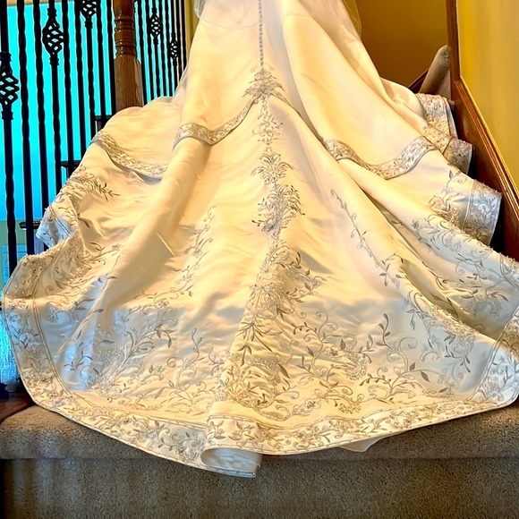 Mori Lee by Madeline Gardner - Picture 2 of 10